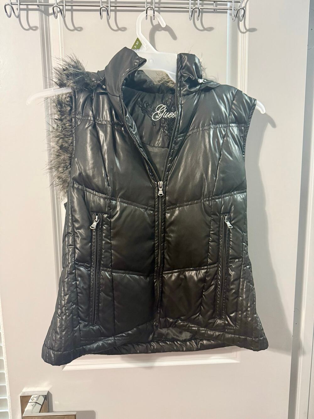 GUESS Women’s Black Puffer Vest Faux Fur Hood 55% Down Size S